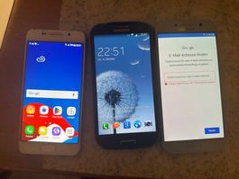 3 ältere Samsung Smartphones Handys für Bastler Export