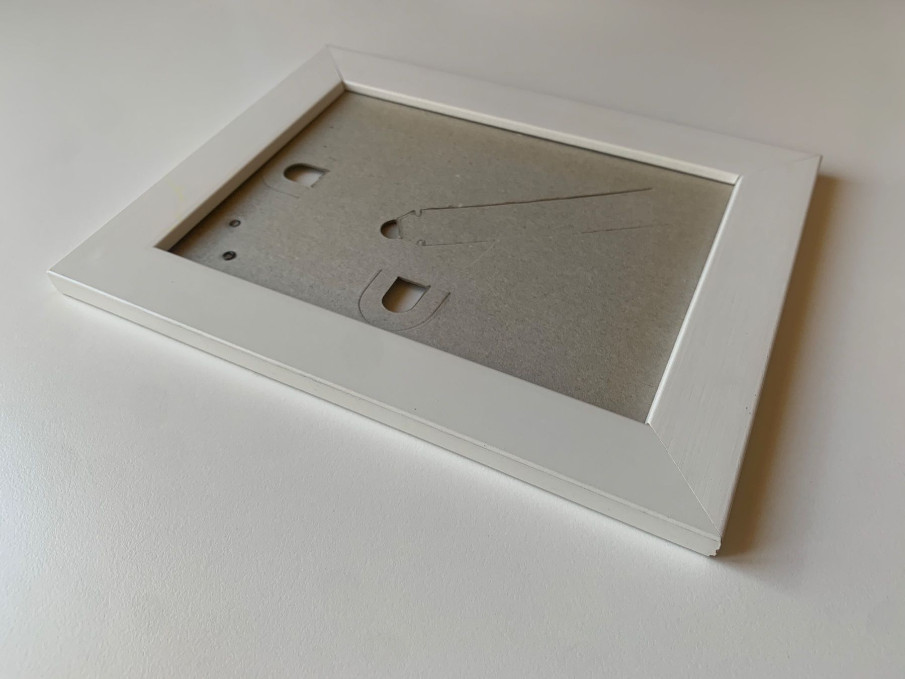 Ikea Cornici: weisser Bilderrahmen, 11.5 x 16.5 cm – Usato da Zürich venduto da Leonieonie. 2