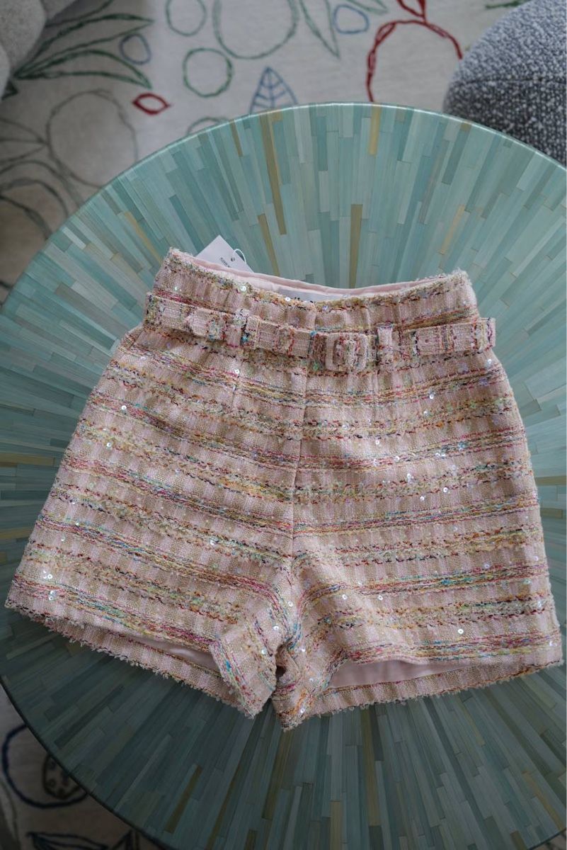 Pantaloni: SELF-PORTRAIT Sequin bouclé Shorts – Nuovo e nell'imballaggio originale da Schaffhausen venduto da LisaU