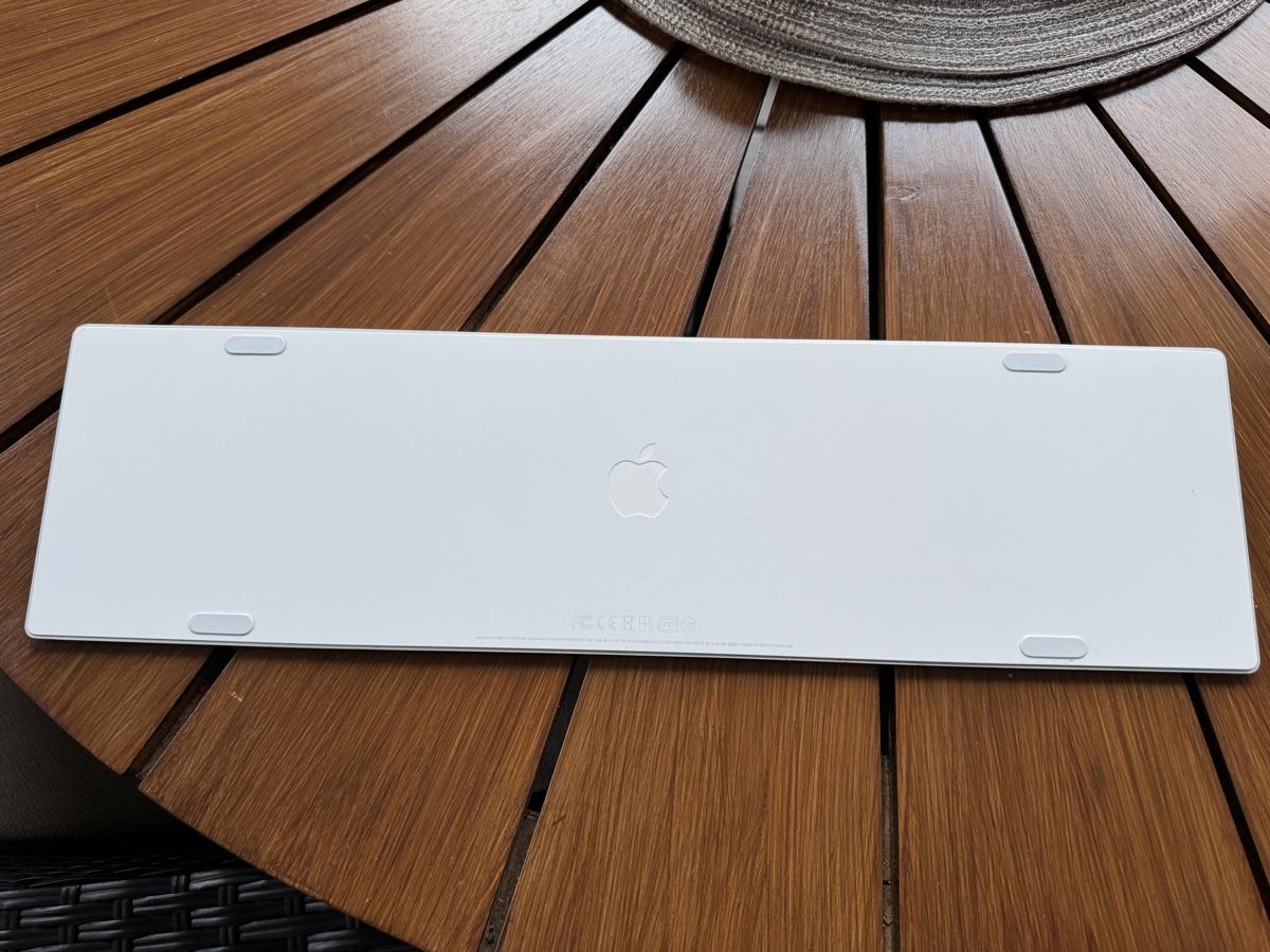 Apple Tastiere: Apple Magic Keyboard Tastatur – Usato da Zug venduto da subaru1942 1