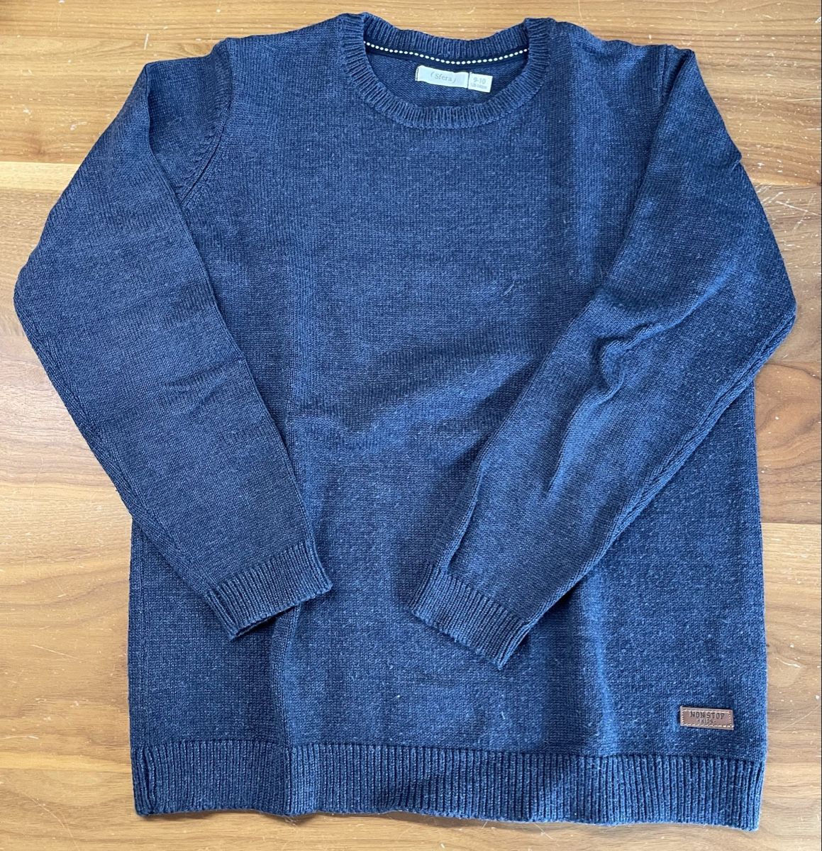 Lotti & Set di vestiti: 2 Pullover, 3 Sweatshirts / Grösse 128-140 – Usato da Oberentfelden venduto da Barbabella21 1