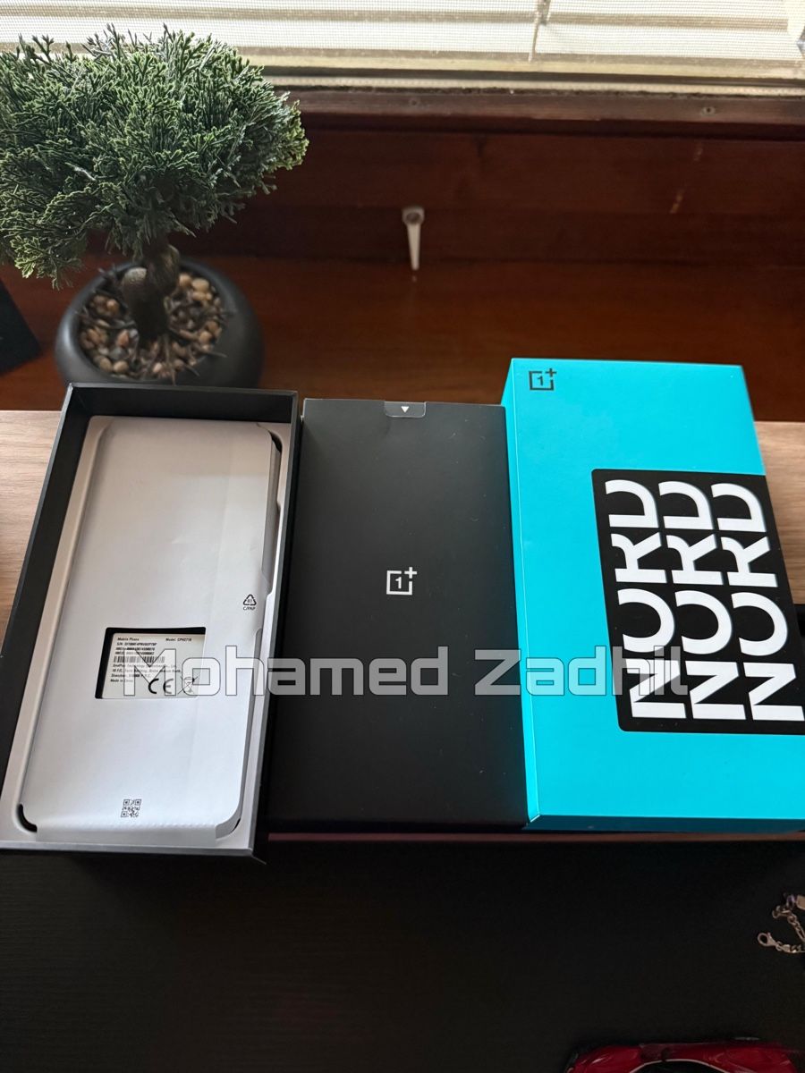 OnePlus Telefoni cellulari / Smartphones: OnePlus Nord CE5 – Nuovo e nell'imballaggio originale da Visp venduto da zad_5hpn 1