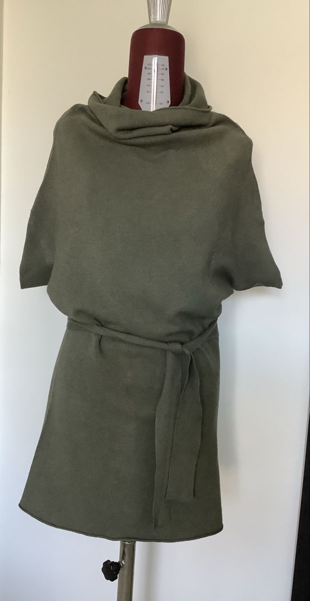 Maglioni & Felpe: Pullover semiaderente lungo  – Usato da Magadino venduto da ber_6kbt