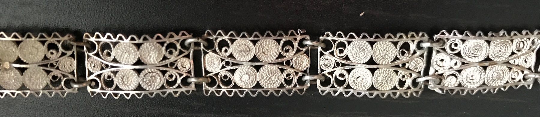 Armbänder & -reifen: ANTIKES ARMBAND FEINBLATTWERK – Gebraucht aus Vorderthal von cgar2009 2
