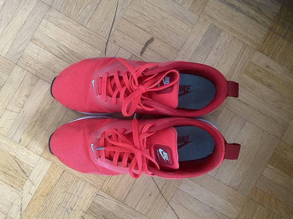 Scarpe da uomo: Rote Sneaker | Nike Air Max – Nuovo e nell'imballaggio originale da Laufen venduto da Looc_ 1