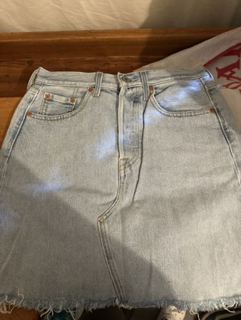 Levis Jeans Rock, Gr. 26 (nie getragen)