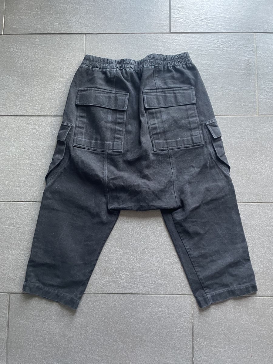 Pantalons: Rick Owens Cropped Cargohose – D'occasion à Zürich par cENS0R 1
