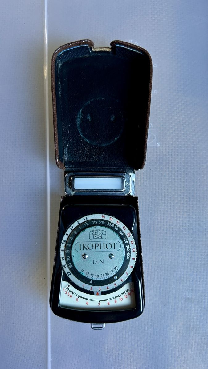Messen: Belichtungsmesser mit Lederetui, Vintage – Gebraucht aus Zürich von Mary8044 1