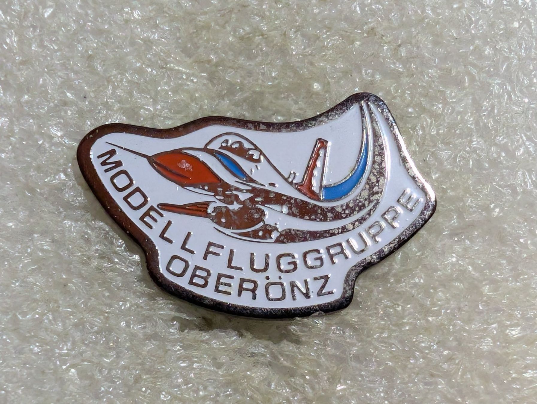 Plaketten & Abzeichen: Ansteckpin 161: Modellfluggruppe Oberönz – Gebraucht aus Oppligen von Pin-Fall-Shop