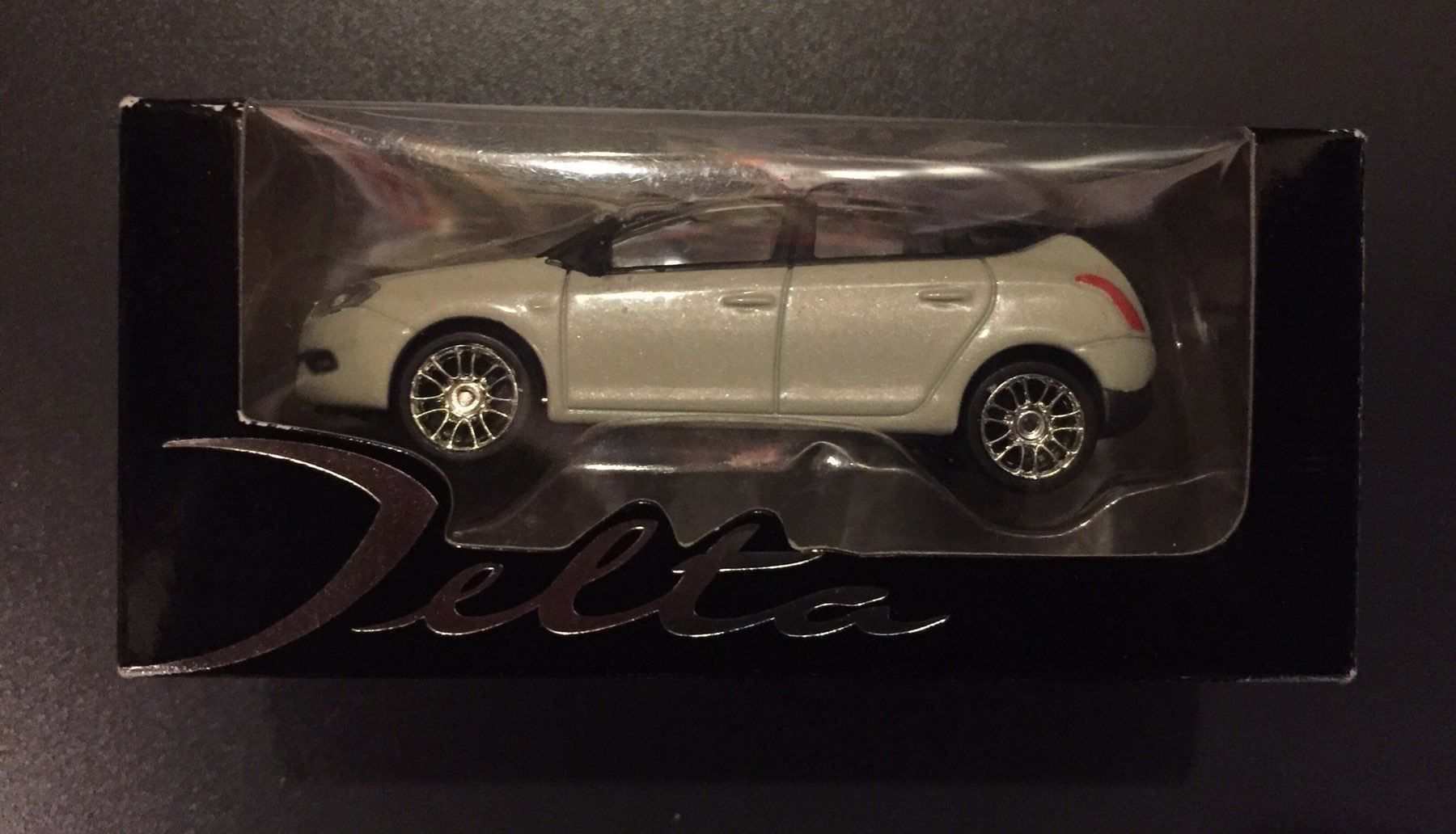 Lancia Modellini d'auto: Lancia Delta ca. 8.2cm Modellauto Norev 1:55 – Nuovo e nell'imballaggio originale da Goldach venduto da SSRConzept 1