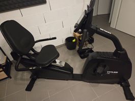 Vélo couché d'appartement