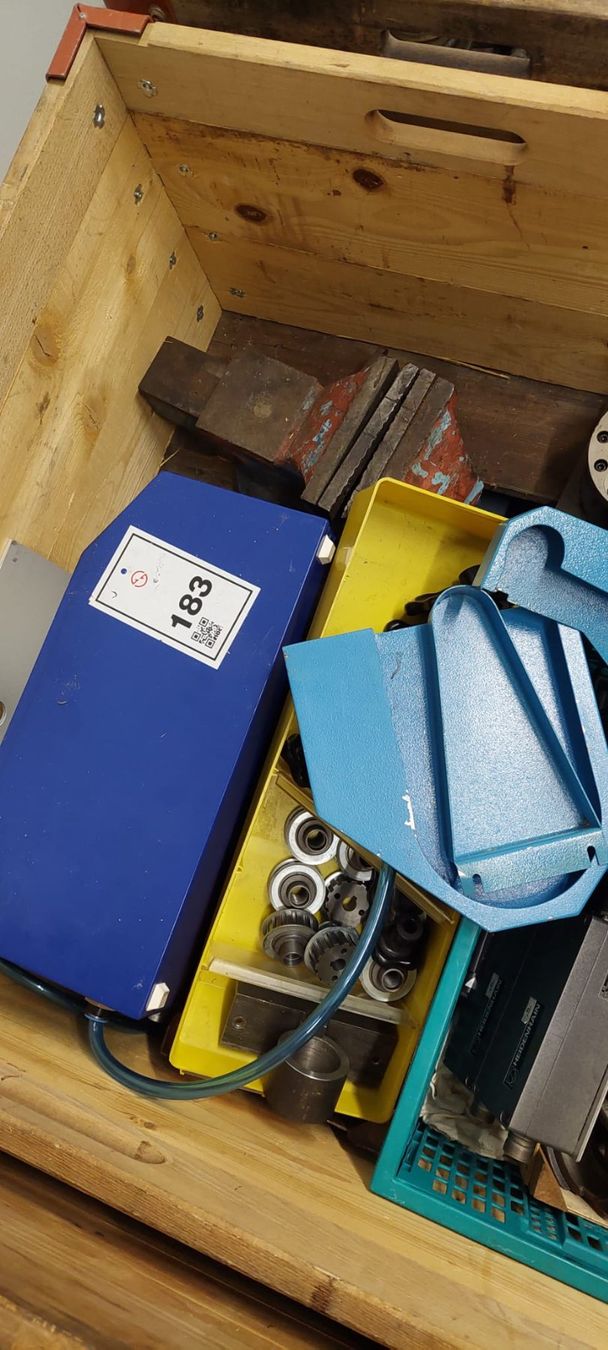 Schaublin Tutti gli attrezzi: Lot outillage usinage – Usato da Ste-Croix venduto da CAP14_SARL 4