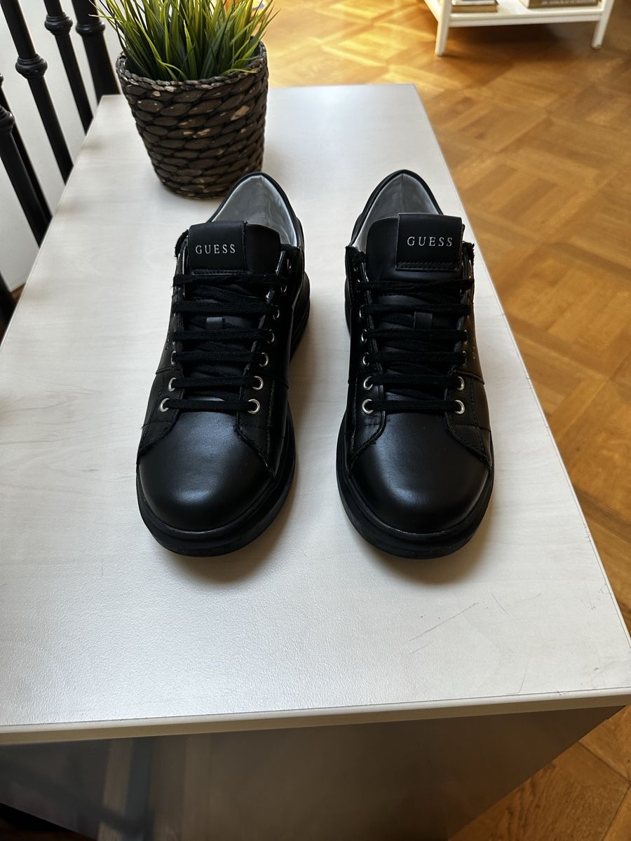 Guess Scarpe da uomo: Guess shoes – Usato da Carouge GE venduto da cytoplan 2