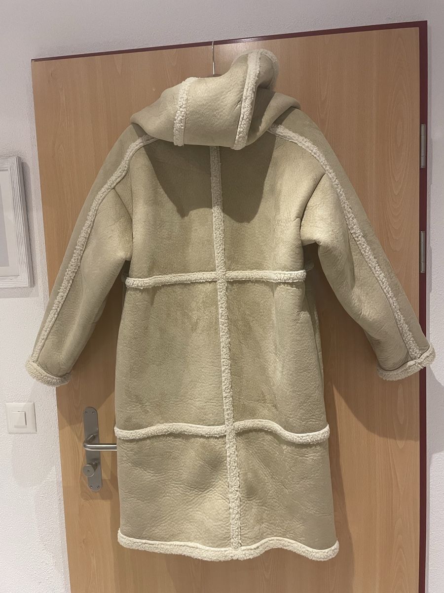Pull&Bear Cappotti: Pull&Bear Mantel Kunstleder Teddyfutter beige Grösse M – Usato da Winterthur venduto da Fabelhaft123 1
