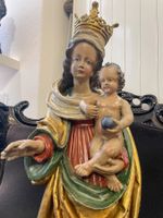 Antike Madonna. H:76cm SOCKEL: T:15cm B:16.5 cm vergoldet