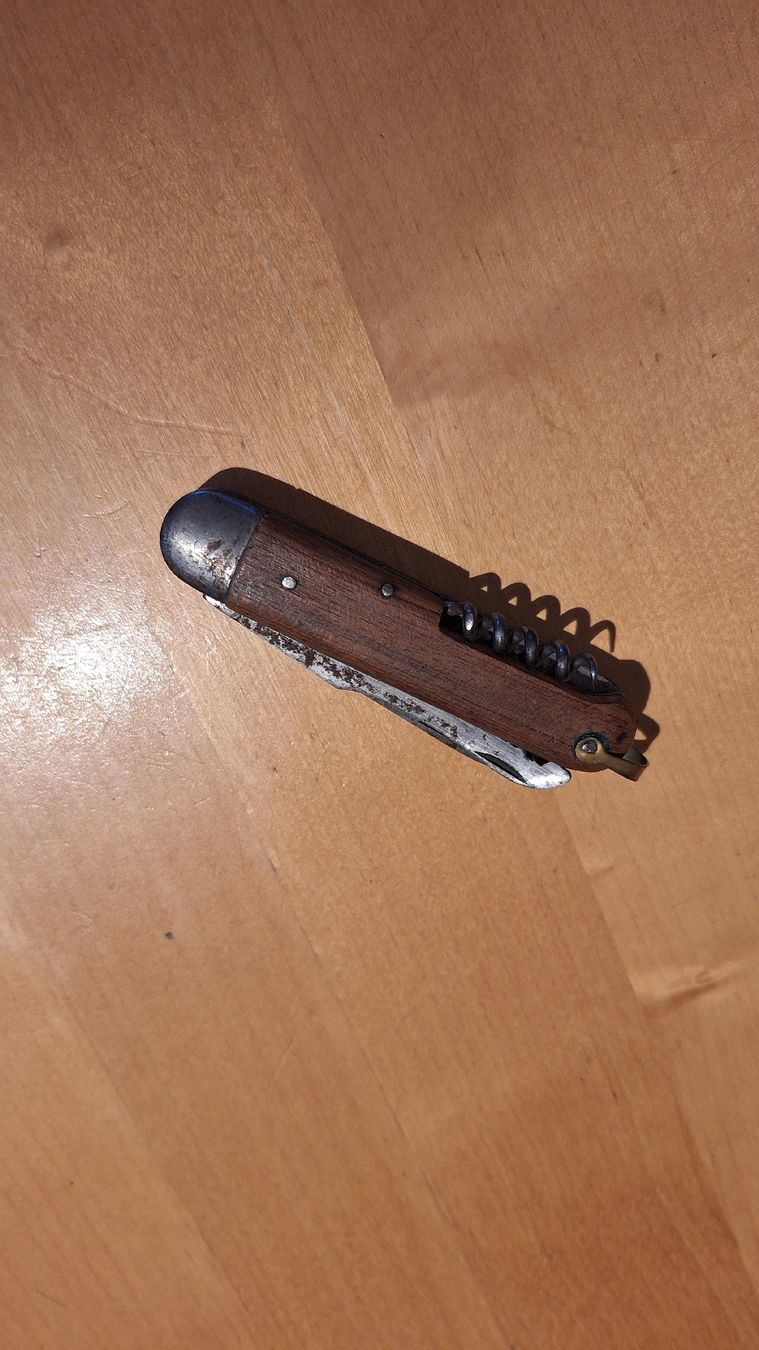 Taschenmesser: Taschenmesser Pradel – Gebraucht aus Bönigen von saft195619