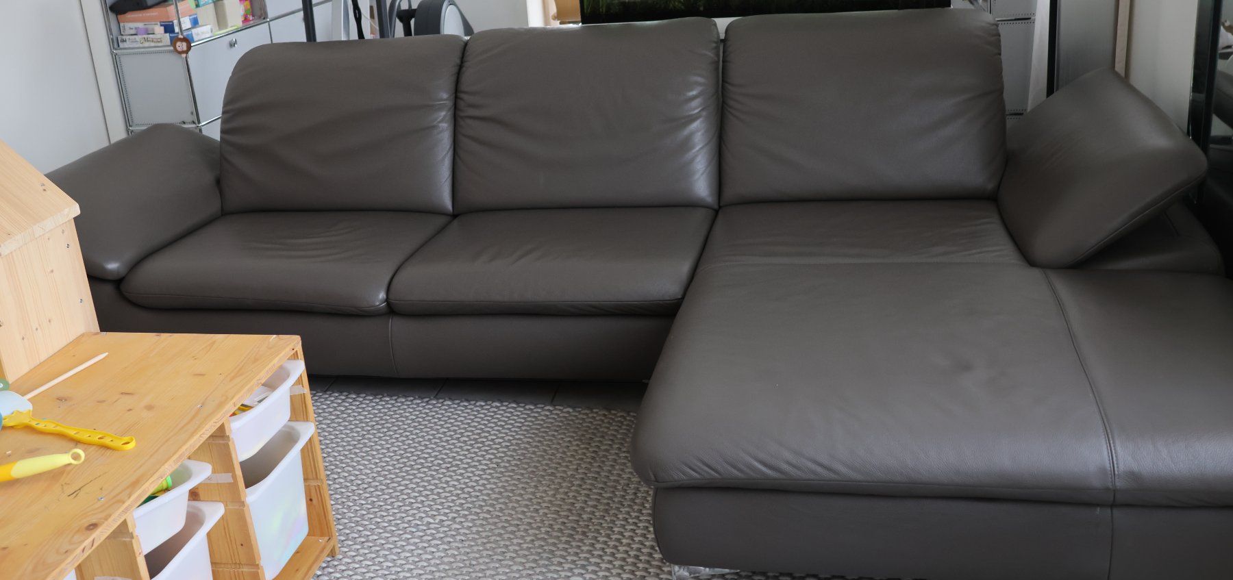 Sofas: Ledersofa mit Longchair – D'occasion à Balzers par MinimenschMia 3