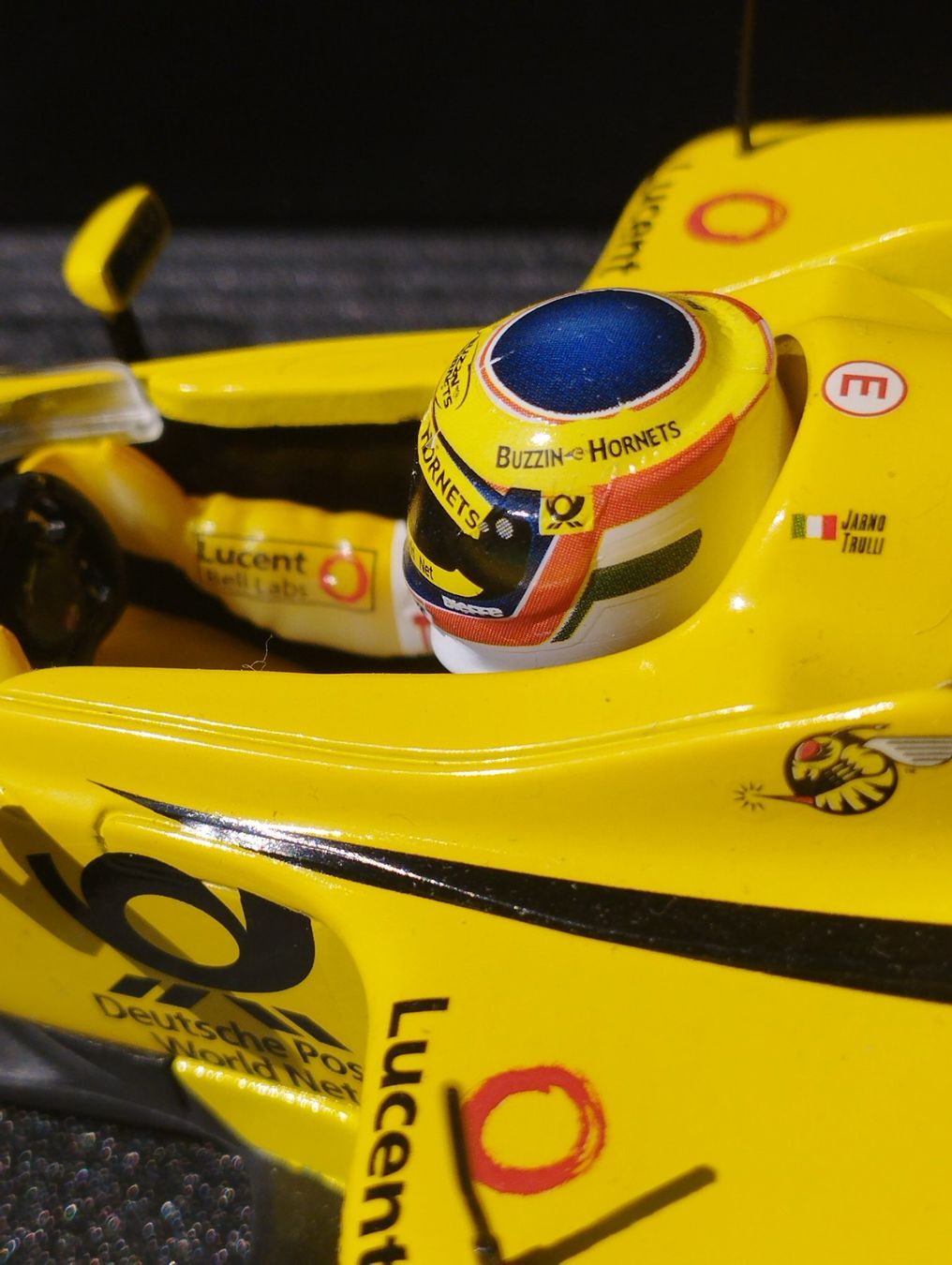 Hot Wheels Voitures modèles: Jarno Trulli EJ10 Jordan – D'occasion à Chur par oriori