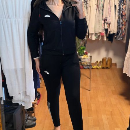 Nike Trainingsanzug Set schwarz M  Neuwertig