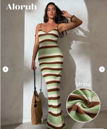 Robe à rayure dos nu en tricot