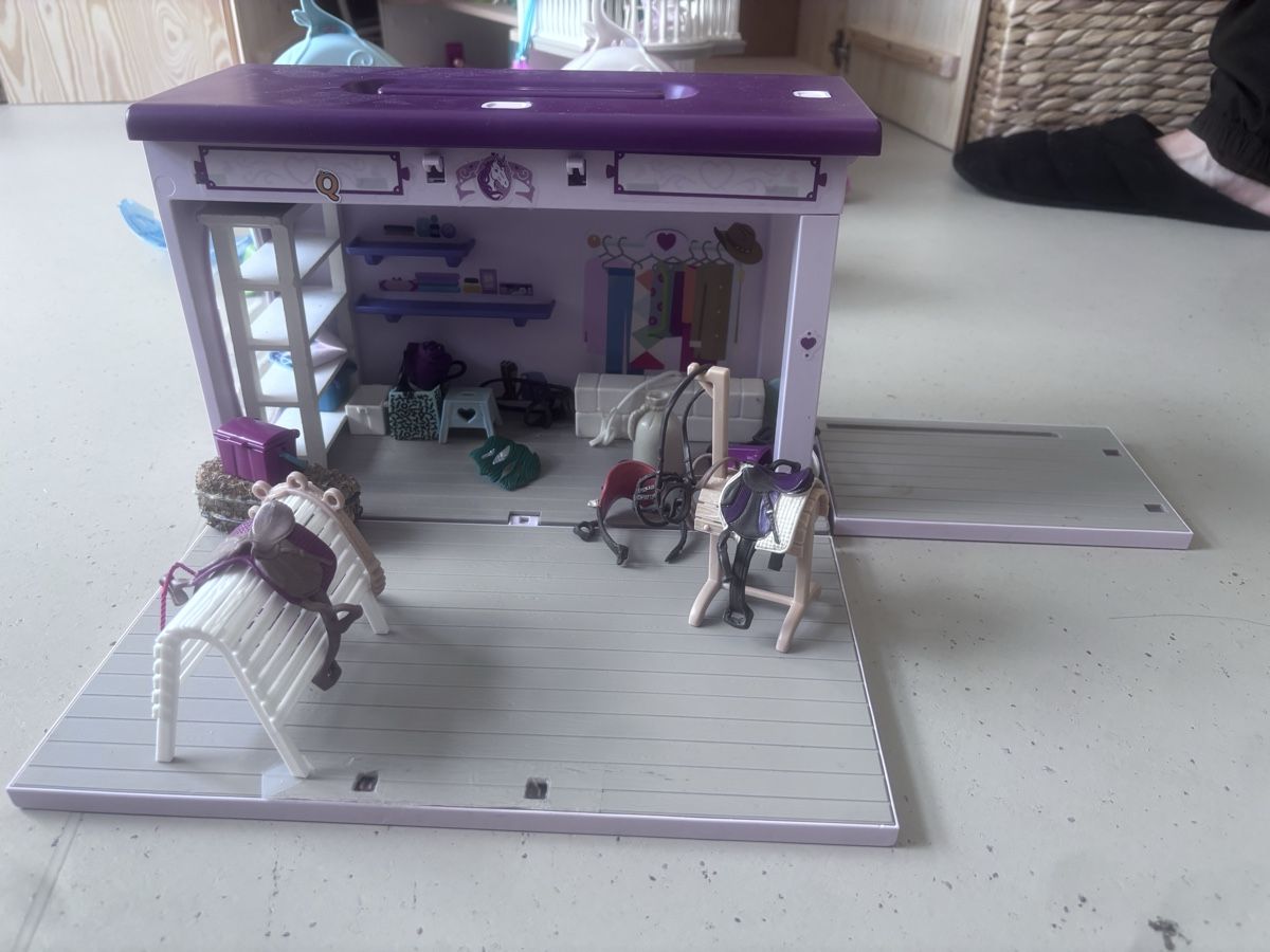 Casette per bambini: Schleich Salon / Horseclub – Usato da Zürich venduto da Peonie 1
