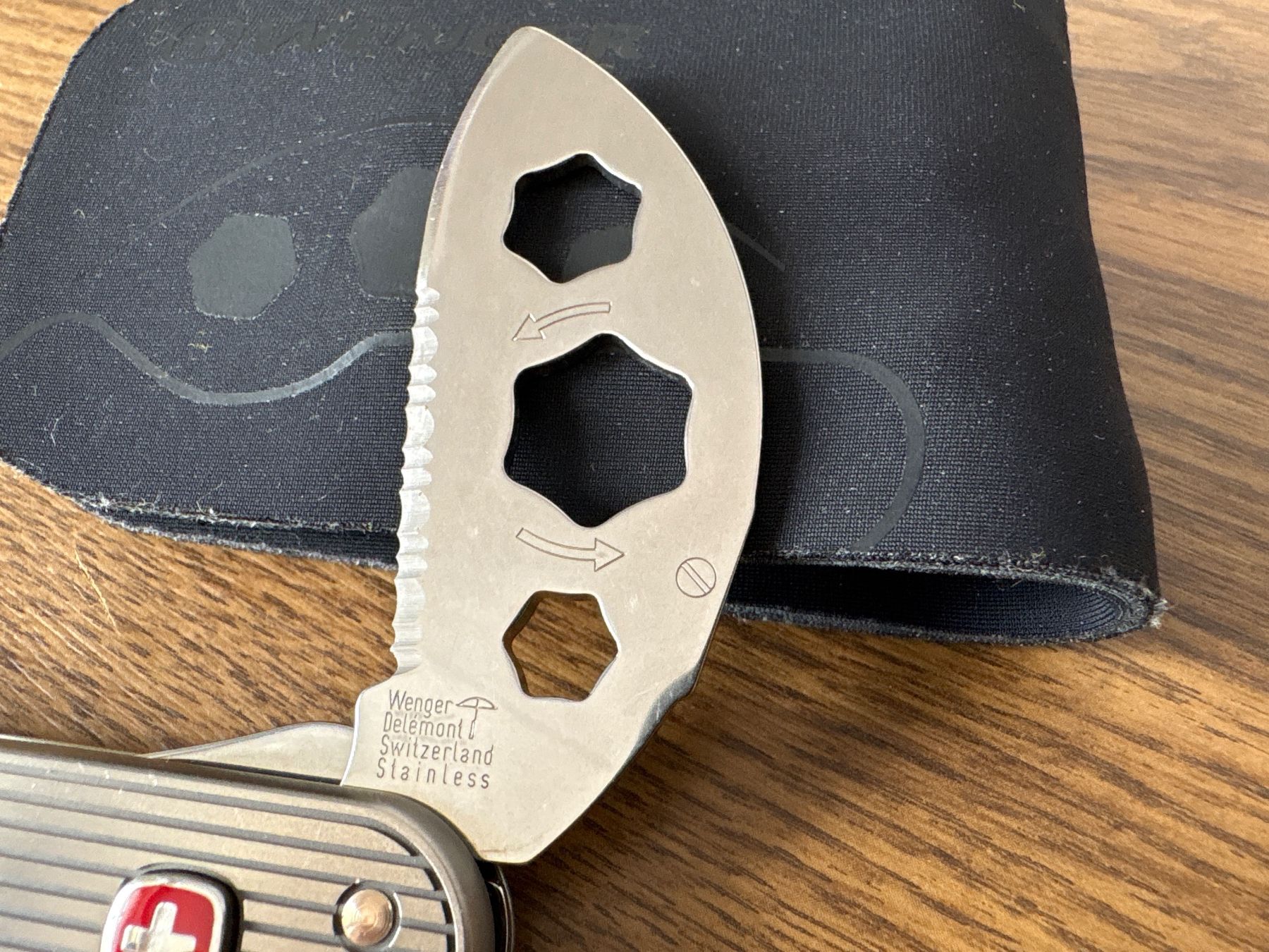 Wenger Taschenmesser: WENGER - Titanium Line - Sackmesser/Werkzeug – Gebraucht aus Andwil SG von Rainboli 3