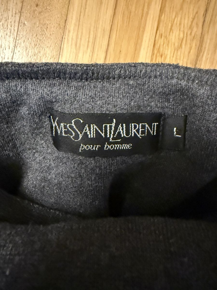 Saint Laurent Maglioni & Felpe: Yves Saint Laurent Pullover Turtleneck Grösse L Grau – Usato da Zürich venduto da joh_cg9m 2