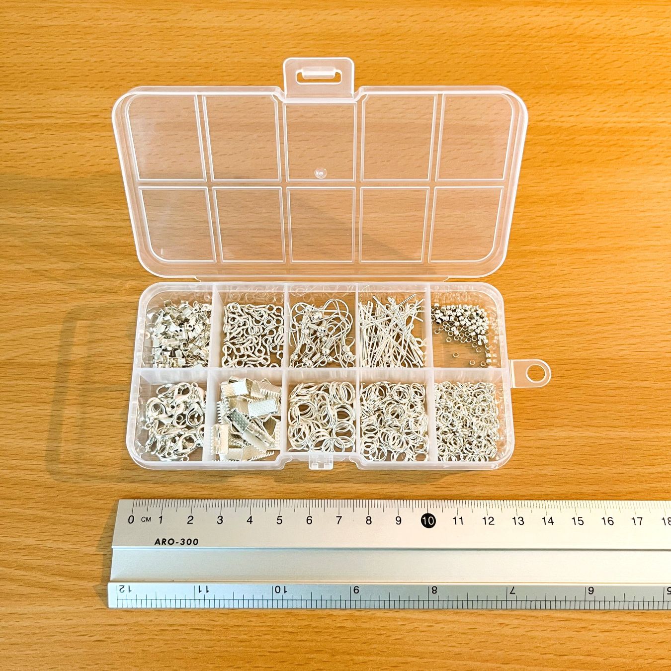 Kit bricolage: Schmucksortierbox mit Zubehörteilen silberfarben – Usato da Amlikon-Bissegg venduto da riestig 1