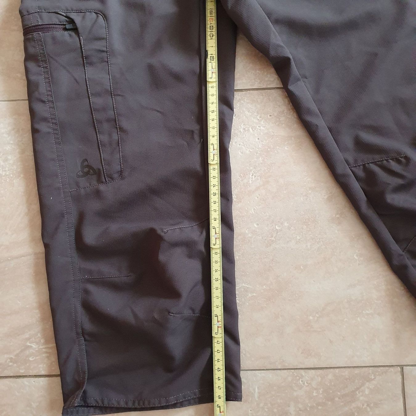 Odlo Pantaloni: NEU ODLO 7/8 WANDERHOSE Gr.34 – Nuovo e nell'imballaggio originale da Urdorf venduto da villakagu 4