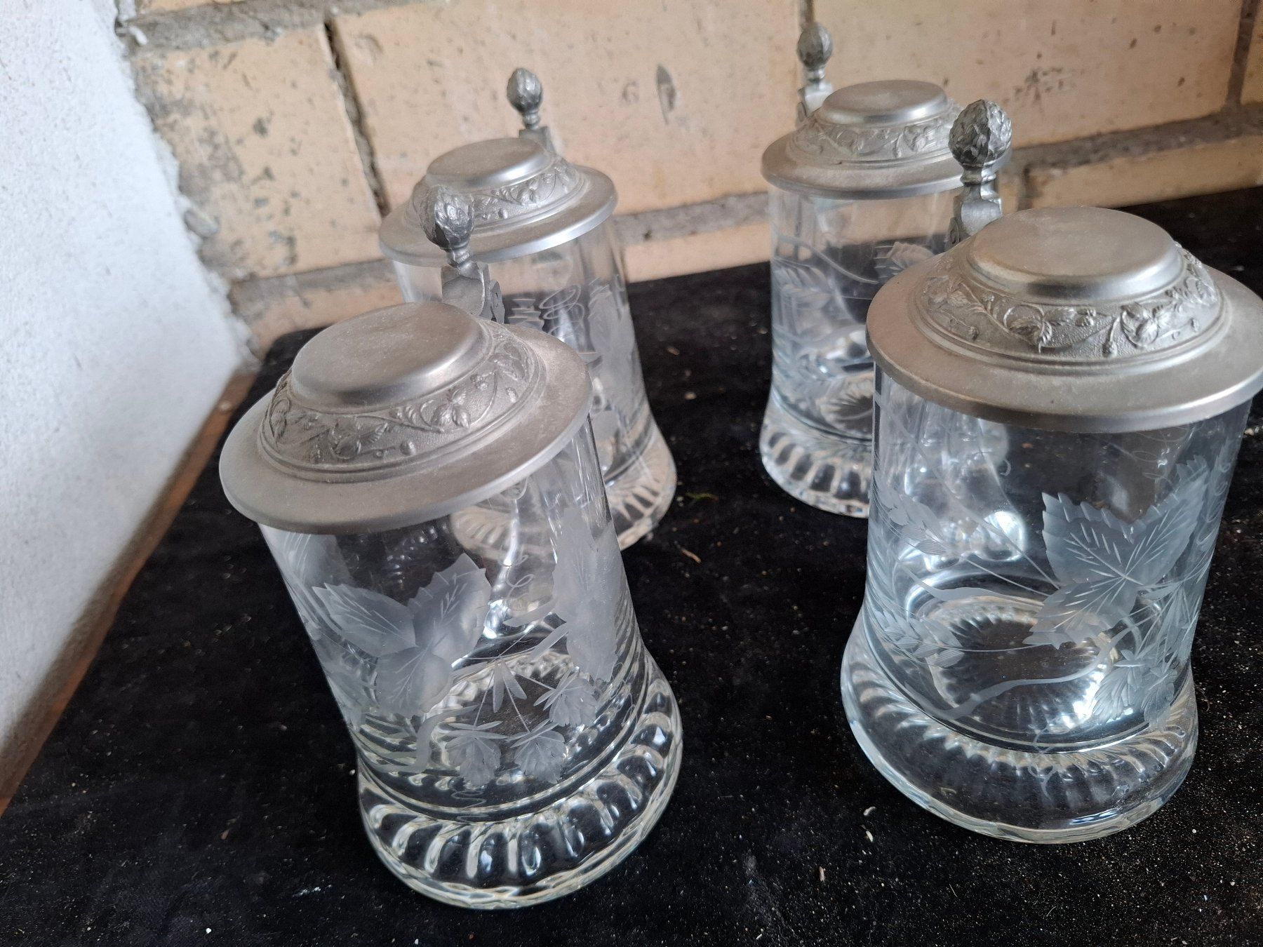Bicchieri: 4x Antike Bierseidel/Gläser mit Zinndeckel, Herbstdeko – Usato da Schönholzerswilen venduto da clyde123