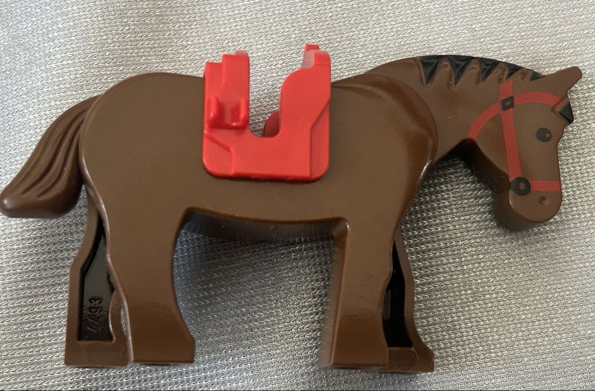 Lego Statuette: LEGO Pferd mit Sattel – Usato da Winterthur venduto da stella67 1