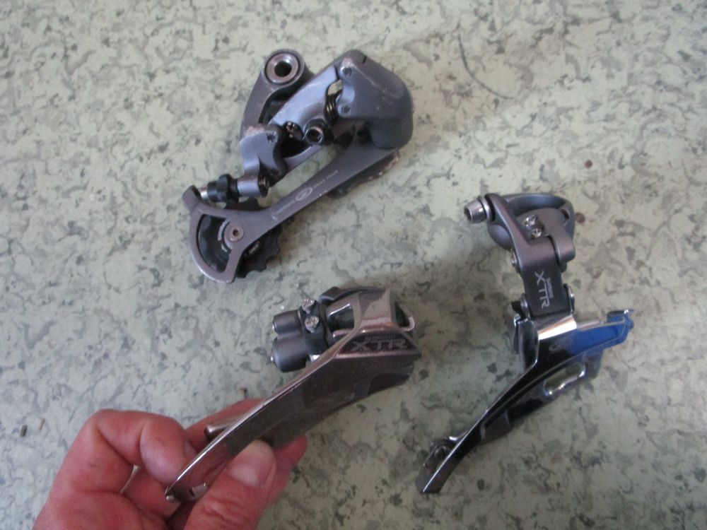 Dérailleur Arrière 9V Shimano XTR RD-M952 9V Meganine M950