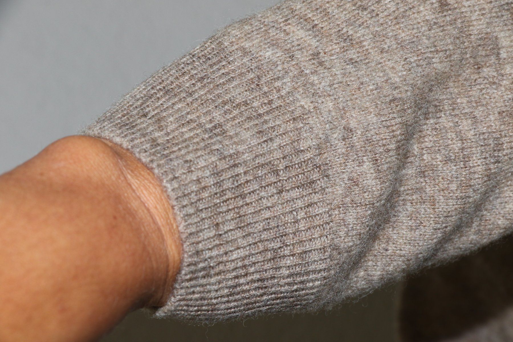 Pullover & Sweatshirts: Cooler leichter Pullover aus 100% Wolle Gr.M – Neu (gemäss Beschreibung) aus Oberwil-Lieli von Svetlana28 5