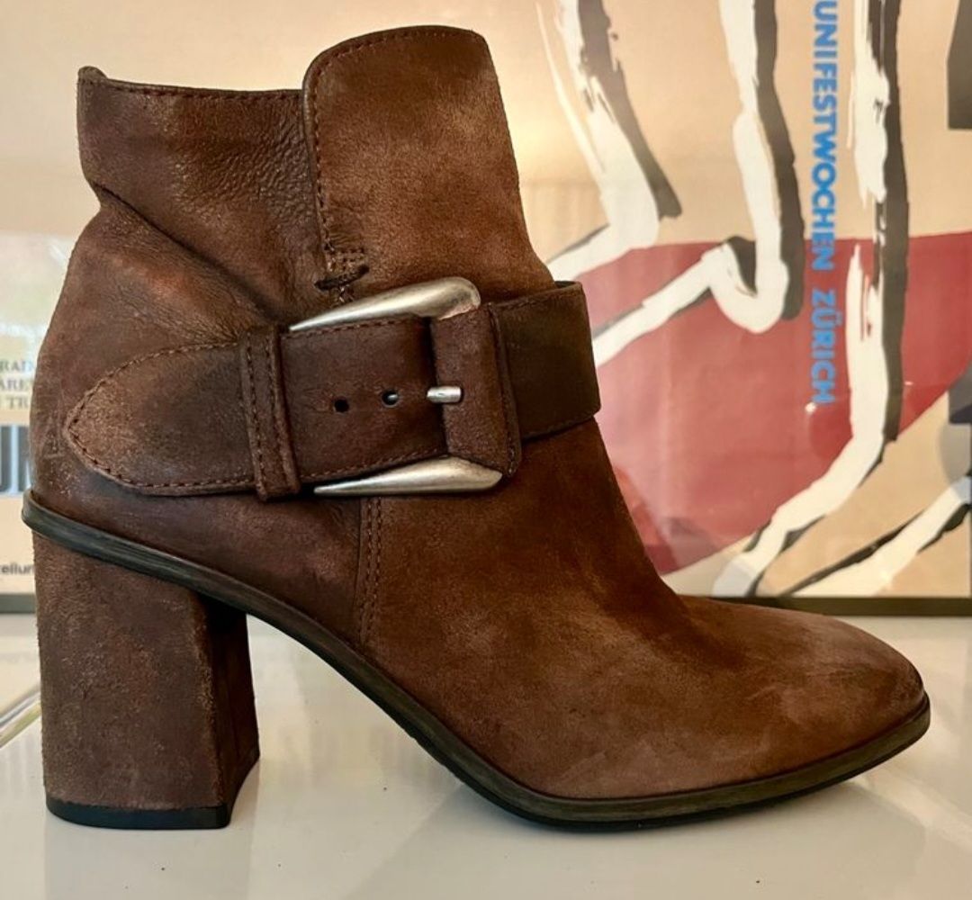 Globus Scarpe da uomo: bottines en cuir  marron – Nuovo (secondo la descrizione) da Blignou (Ayent) venduto da Mazikeen