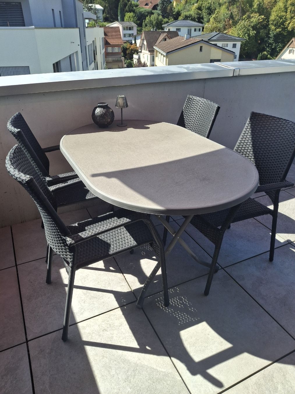 Tischset: Gartentisch mit vier Stühlen – Gebraucht aus Heerbrugg von cor_72r7 2