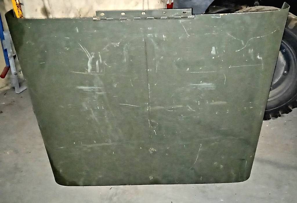 Tutti pezzi di ricambio auto: Willys/ Jeep/ CJ-3A /Motorhaube – Usato da Nussbaumen AG venduto da myb_ymy9