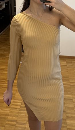 Robe beige asymétrique tendance T.U