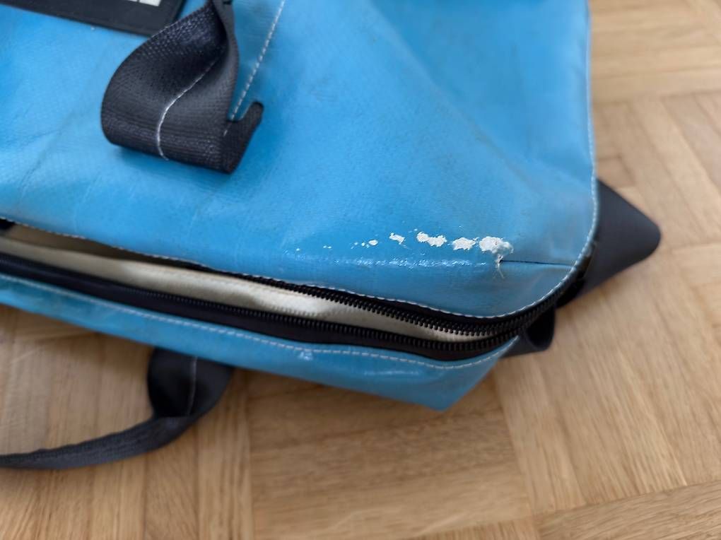 Borse: Freitag Tasche Hellblau MESSENGER BAG / LAPTOP BAG – Usato da Basel venduto da Sir.Leica 3