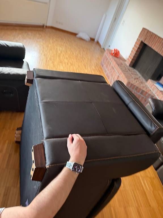 Poltrone: LEDERSESSEL BRAUN GRATIS – Usato da Dübendorf venduto da ame_m57w 1
