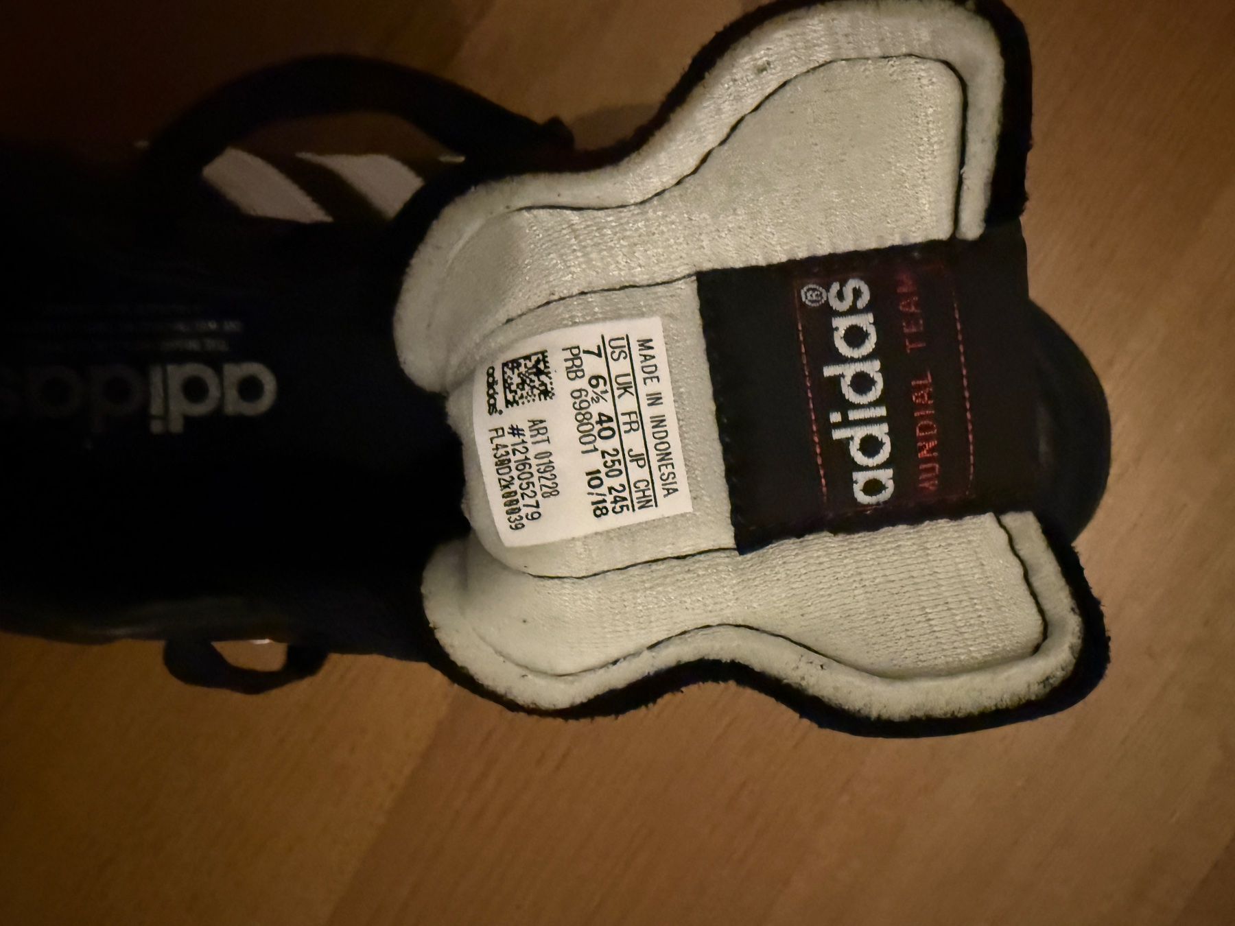 Adidas Herrenschuhe: Fussballschuhe – Gebraucht aus Köniz von Avdi-pulaj 3