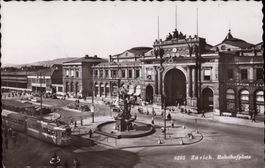 AK 1956 Zürich. Bahnhofplatz