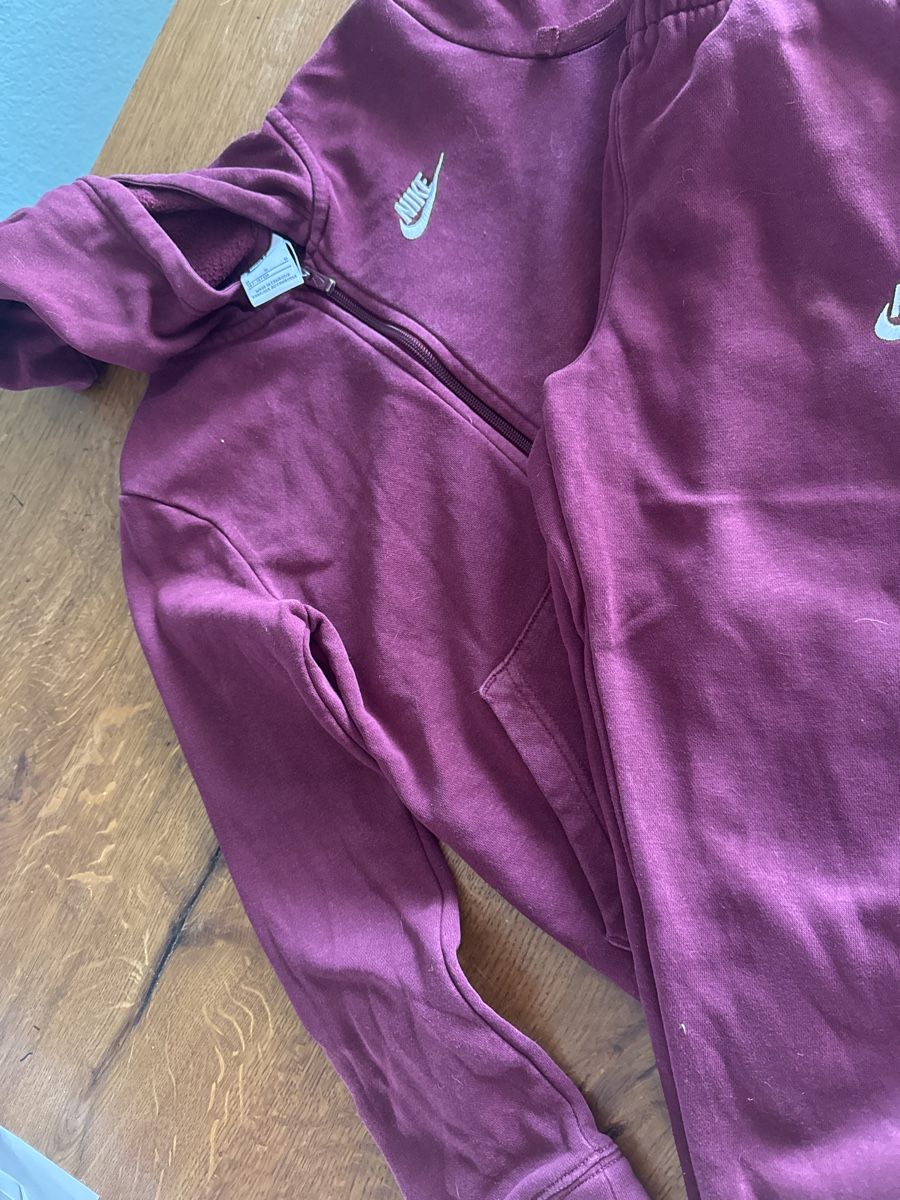 Nike Pullover & Sweatshirts: Nike Trainer – Gebraucht aus Glattpark(Opfikon) von cherrytomate 2