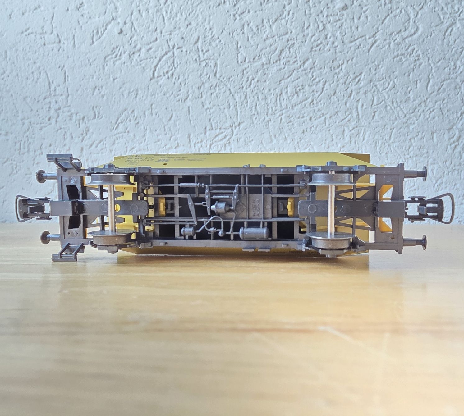 Roco Modellini di ferrovie: Feldschlösschen Güterwagen Roco 46392 H0 – Usato da Männedorf venduto da Modell-Spezialisten 3