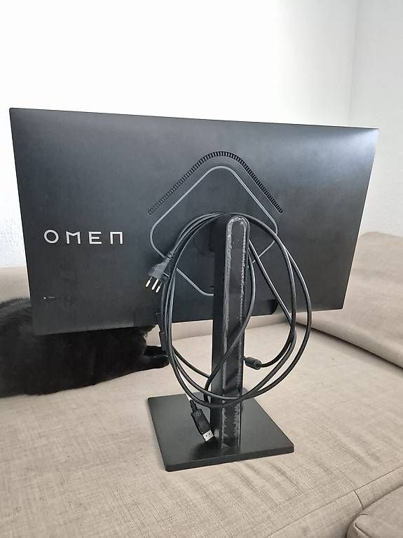 PC: PC Gaming Setup - HP Omen 27s, Tastatur, Logitech X Pro – Usato da Windisch venduto da Xabeba 1