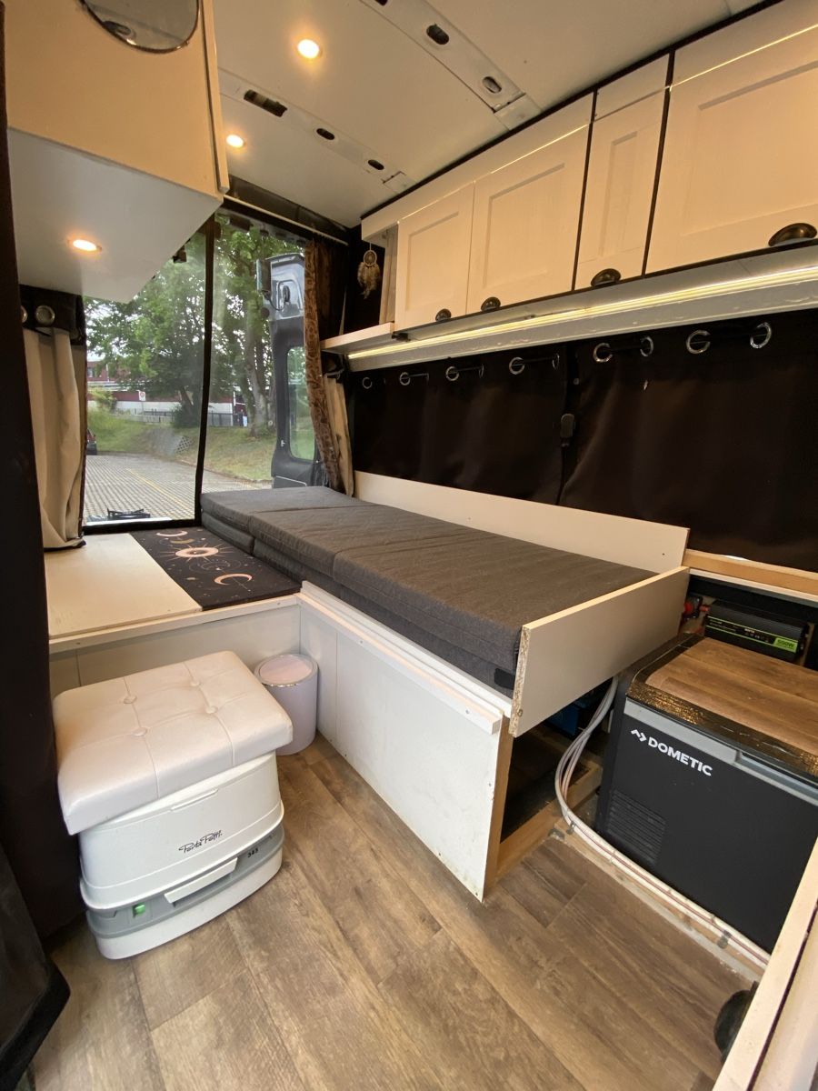 Renault Veicoli da campeggio: Renault Trafic dCi145 L2H2 Camper – Usato da Zürich venduto da Markussager 2