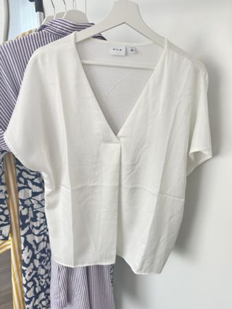 👚✨ VILA Damenbluse Größe 42