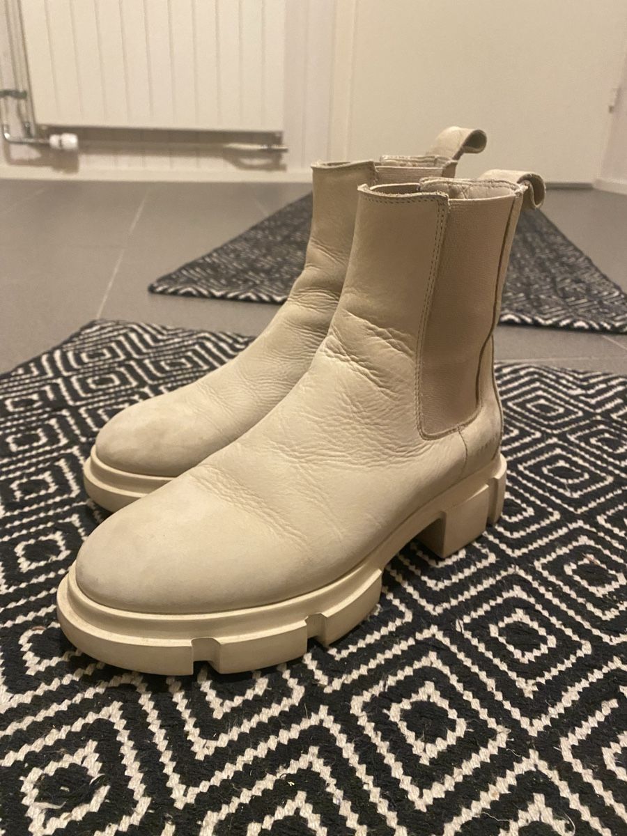 Copenhagen Scarpe da donna: Copenhagen Chelsea Boots – Usato da Kägiswil venduto da mel_58yj