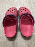 Kinder Clogs Crocs pink lila Grösse 10 guter Zustand