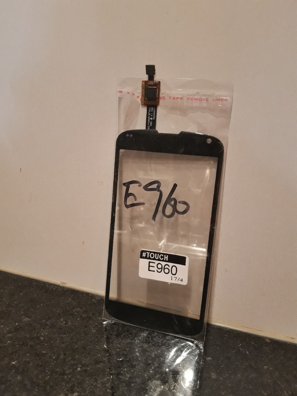 Google Telefoni cellulari / Smartphones: Touchscreen Ersatz für Google Nexus 4 – Nuovo e nell'imballaggio originale da Basel venduto da unk_t572