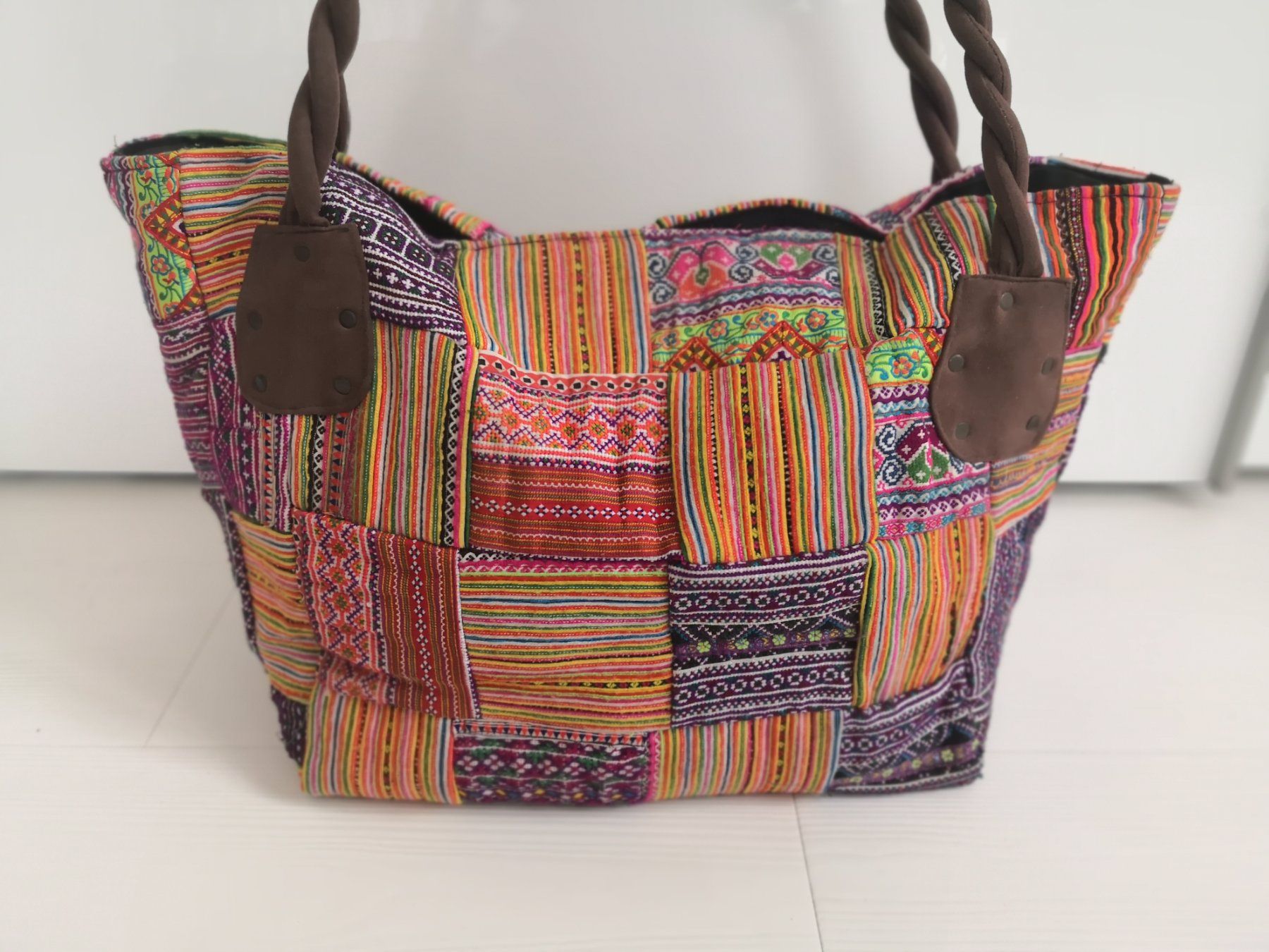 Taschen für Damen: 🤩BOHO-CHIC HANDGEMACHTE ETHNO PATCHWORK XXL TASCHE NEU – Neu (gemäss Beschreibung) aus Olten von Naja-Twins-Twins 5